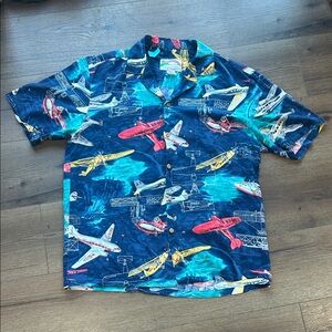 Vintage Paradise Found Airplane Print Hawaii shirt ! Medium